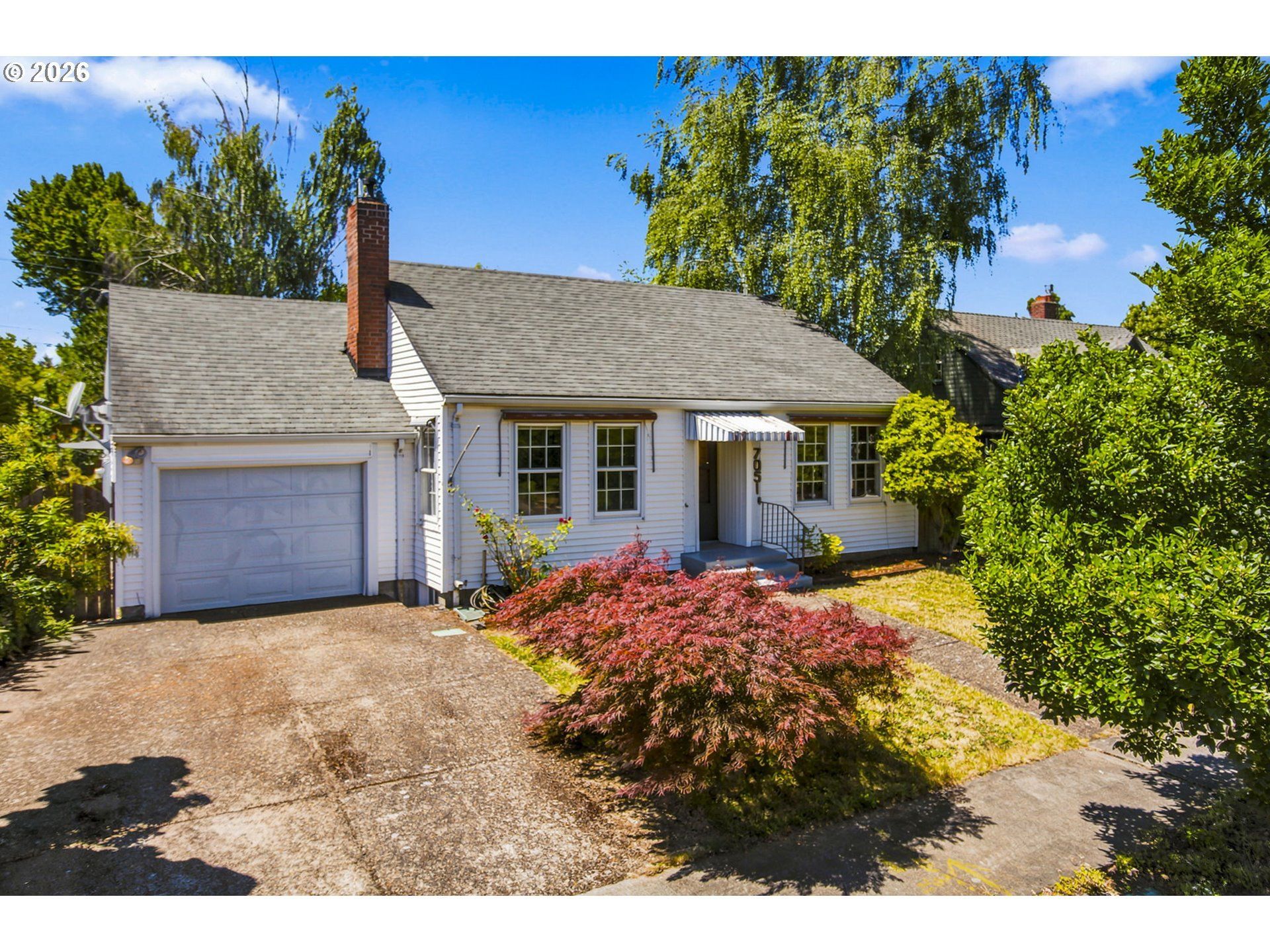 7051 N Dwight Ave, Portland, OR 97203 Main Photo