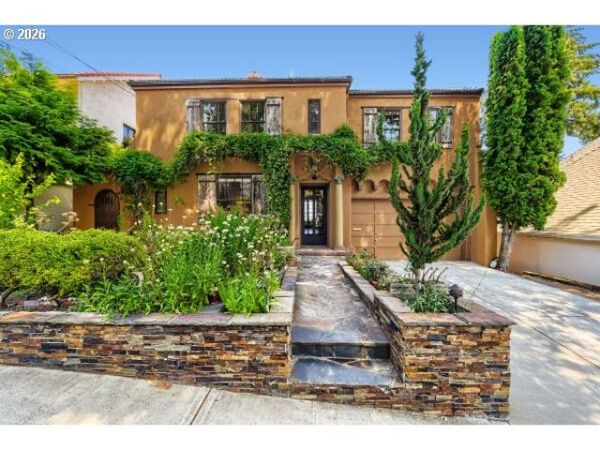 2833 NW CUMBERLAND RD, Portland, OR 97210