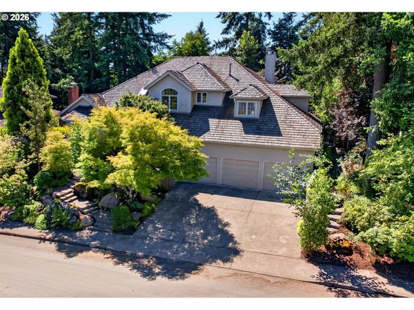 1334 TROON DR, West Linn, OR 97068