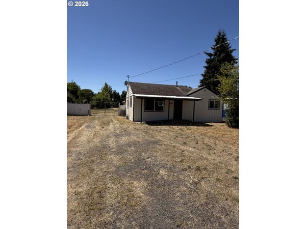 110 HOBBS ST, Lebanon, OR 97355