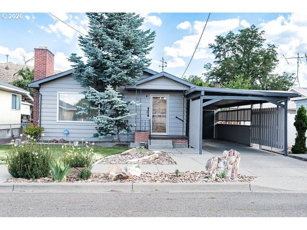 1325 COURT AVE, Baker City, OR 97814