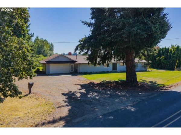 39179 SANTIAM BLUFFS NE RD, Albany, OR 97322