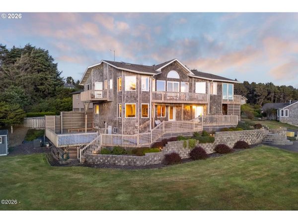 1903 NE SPINDRIFT CT, Lincoln City, OR 97367