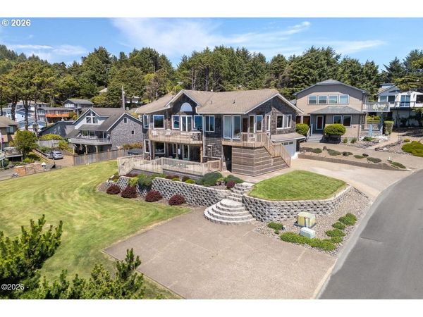 1903 NE SPINDRIFT CT, Lincoln City, OR 97367