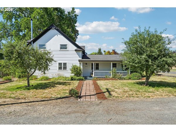 819 SIERRA VISTA DR, Newberg, OR 97132