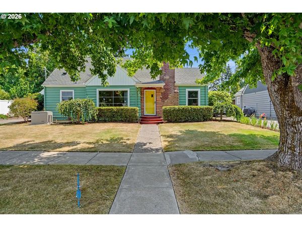 175 ST MARYS AVE, Mt. Angel, OR 97362