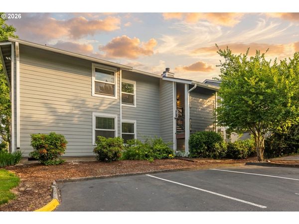 8324 SW MOHAWK SE ST, Tualatin, OR 97062