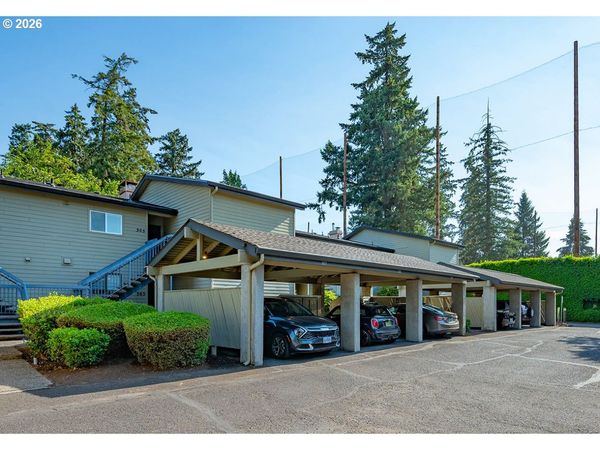 303 COUNTRY CLUB RD, Eugene, OR 97401