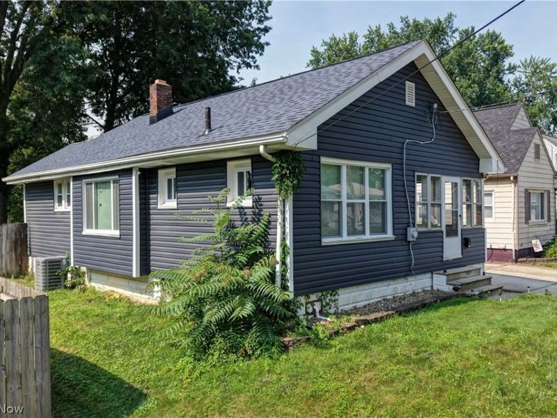 1870 Shaw Avenue, Akron, OH 44305 Photo 21
