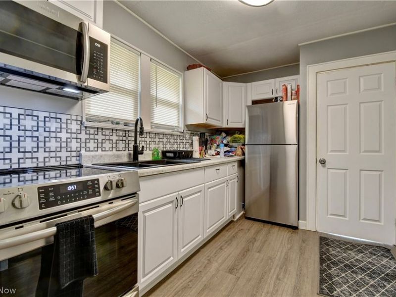 1870 Shaw Avenue, Akron, OH 44305 Photo 6