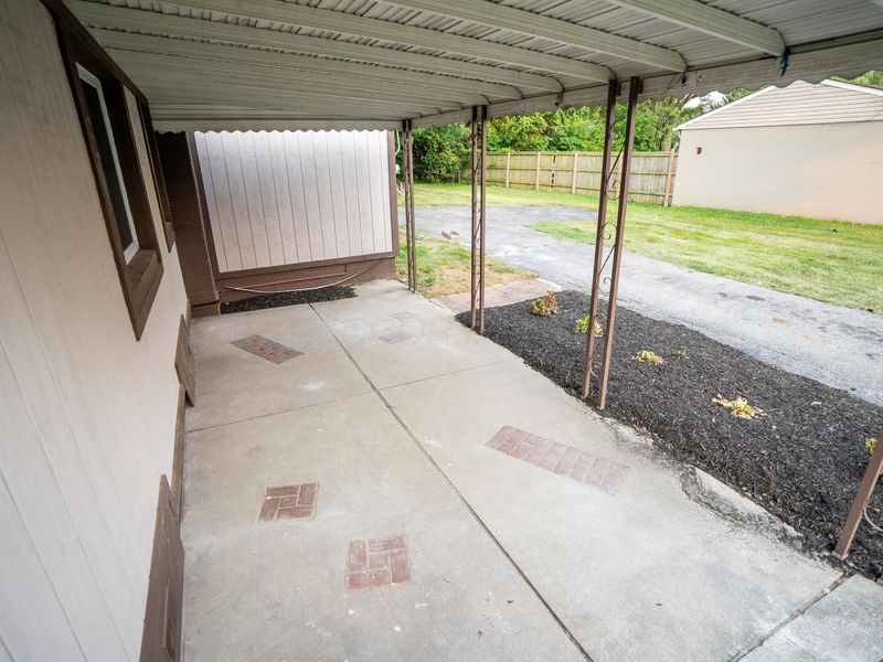 2766 Fairwood Avenue , Columbus, OH 43207 Photo 4
