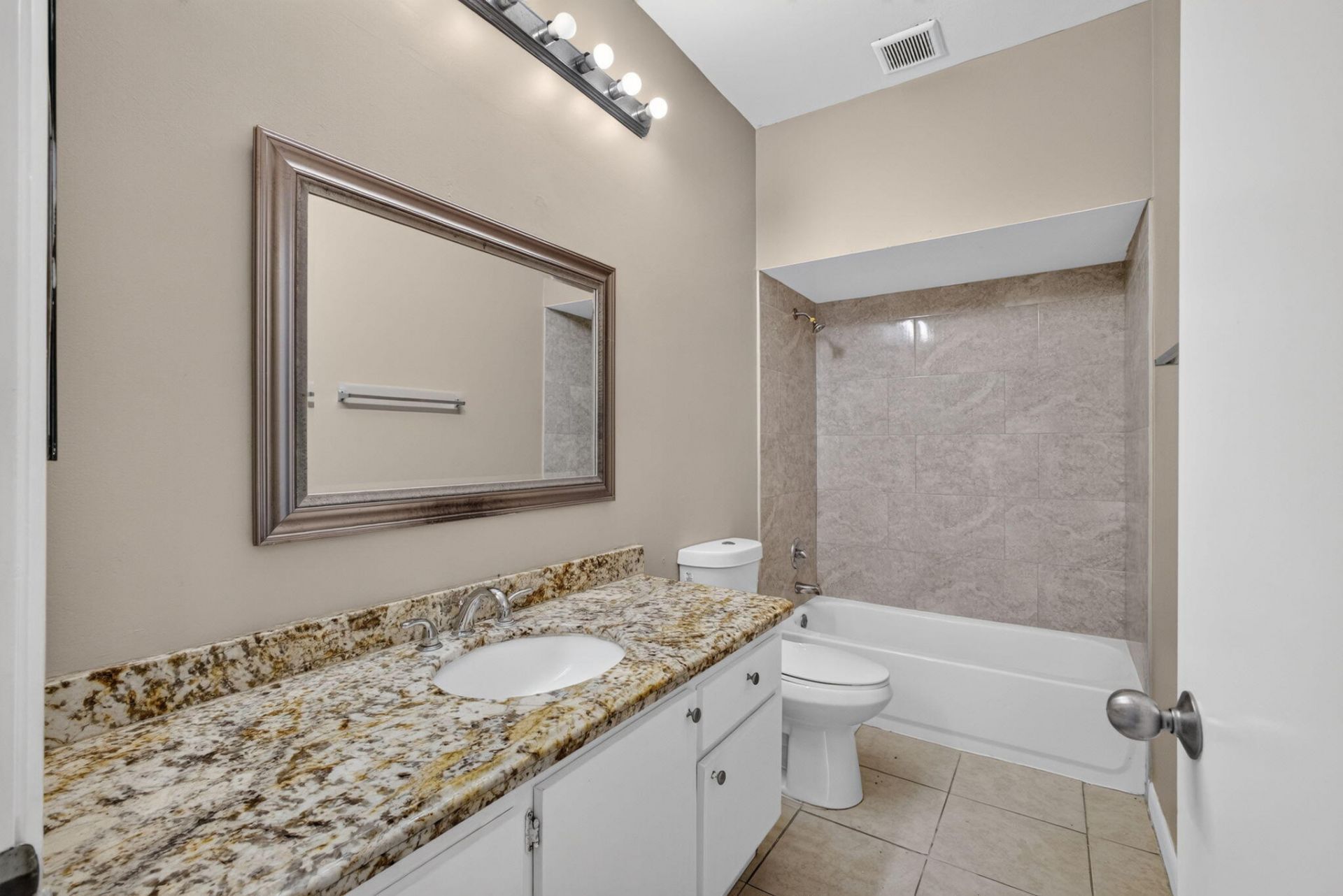 3871 Circle Lake Drive, West Palm Beach, FL 33417 Photo