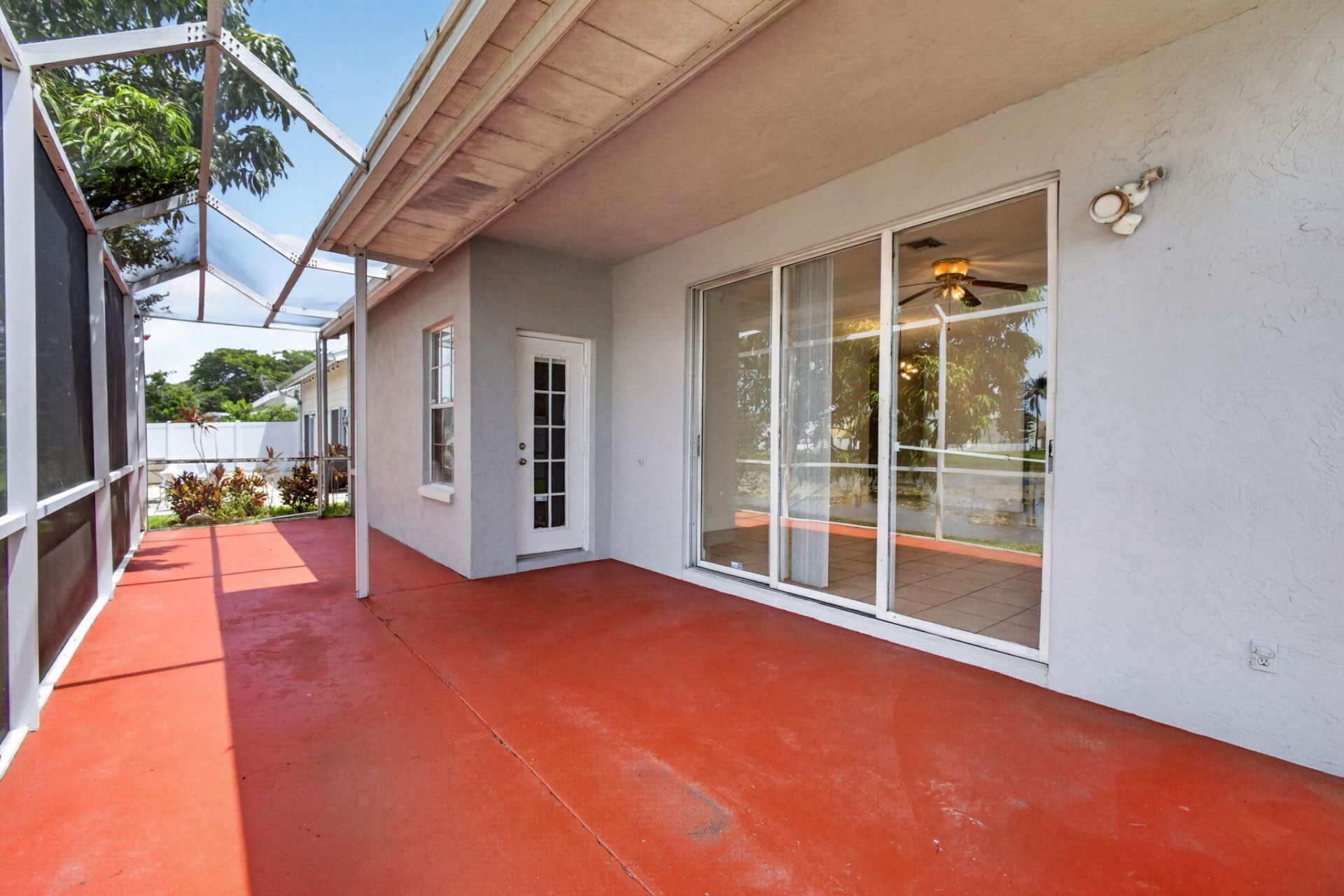 3871 Circle Lake Drive, West Palm Beach, FL 33417 Photo