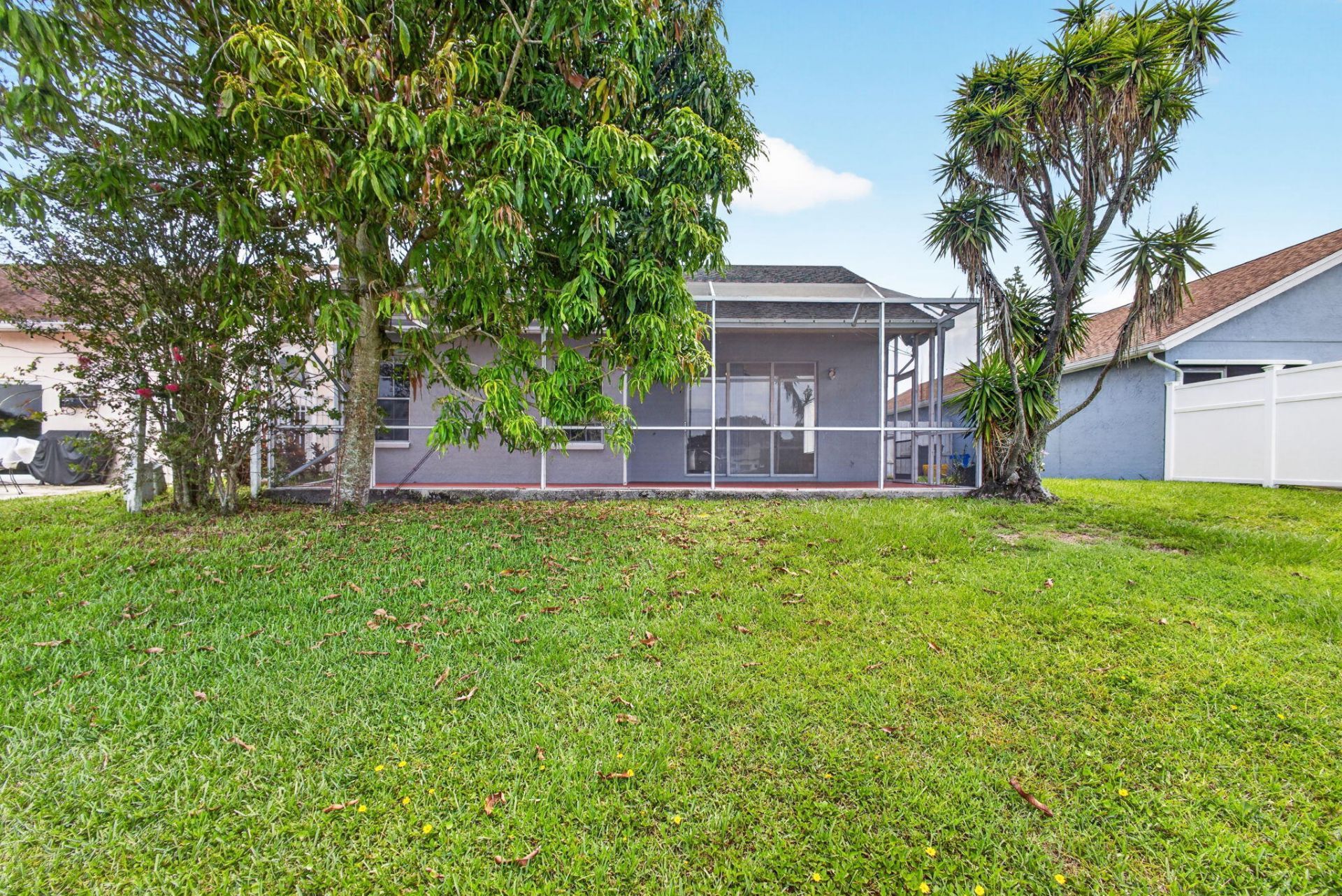 3871 Circle Lake Drive, West Palm Beach, FL 33417 Photo