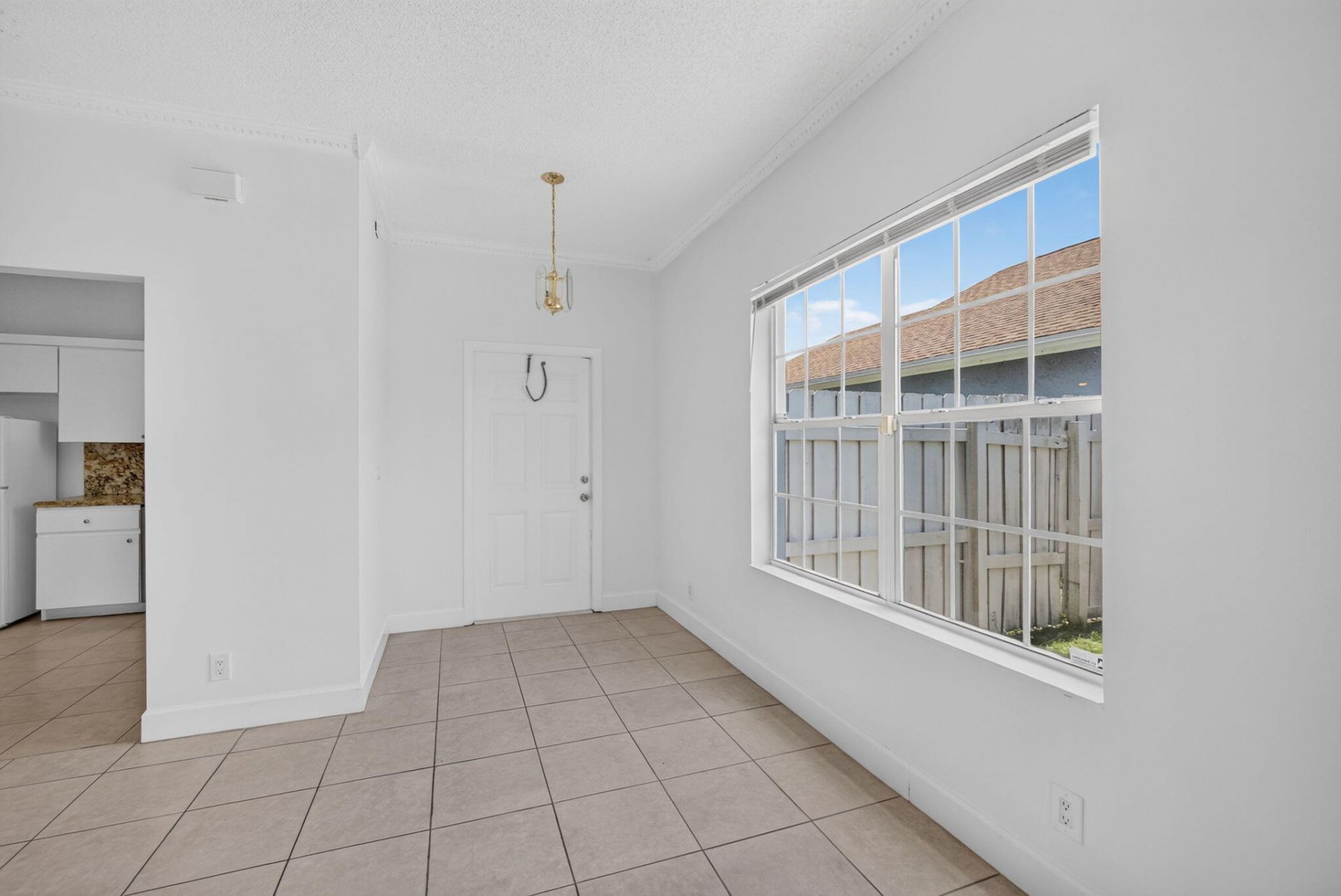 3871 Circle Lake Drive, West Palm Beach, FL 33417 Photo