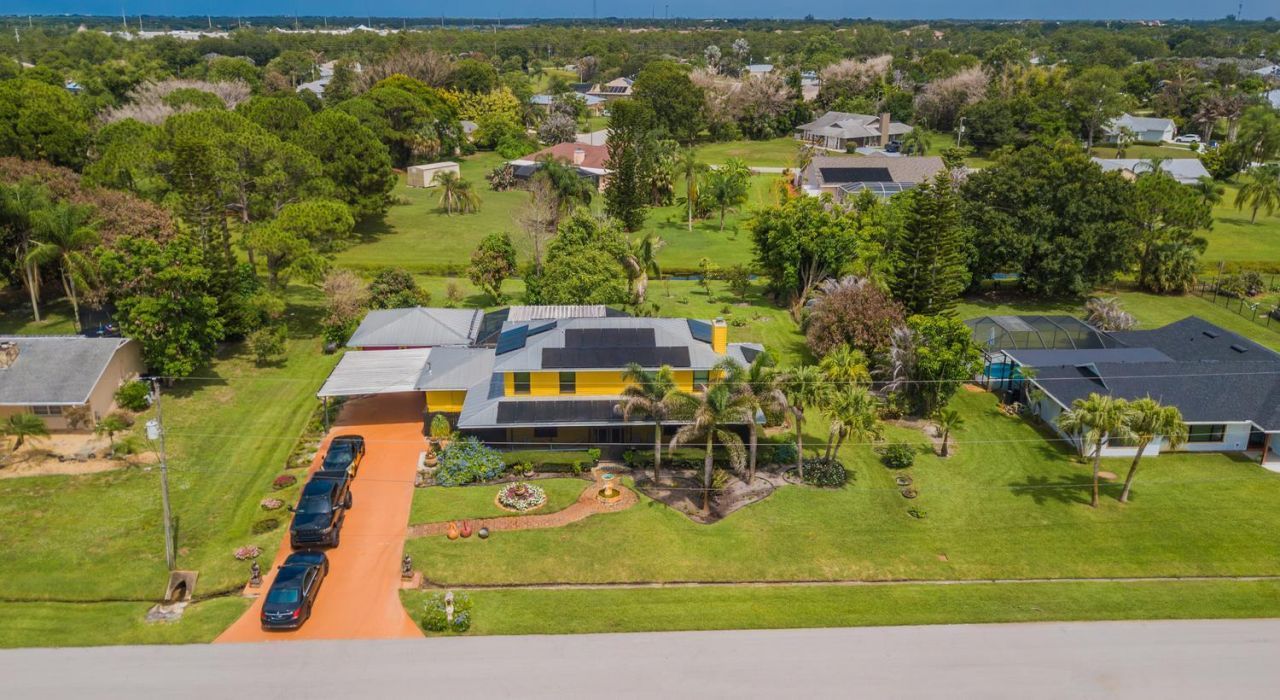 2937 SE Darien Road, Port Saint Lucie, FL 34952 Photo