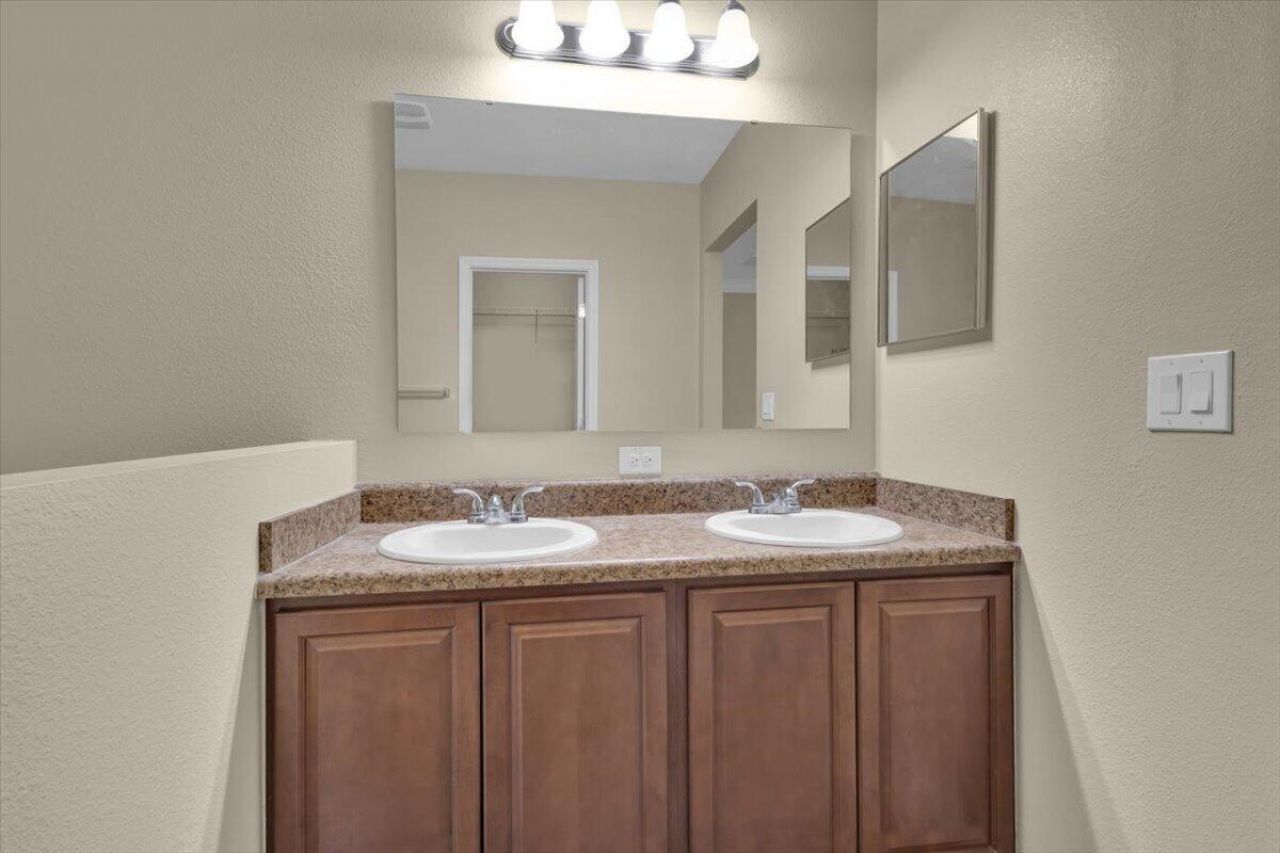6118 NW Wild Cotton Way, Port Saint Lucie, FL 34986 Photo