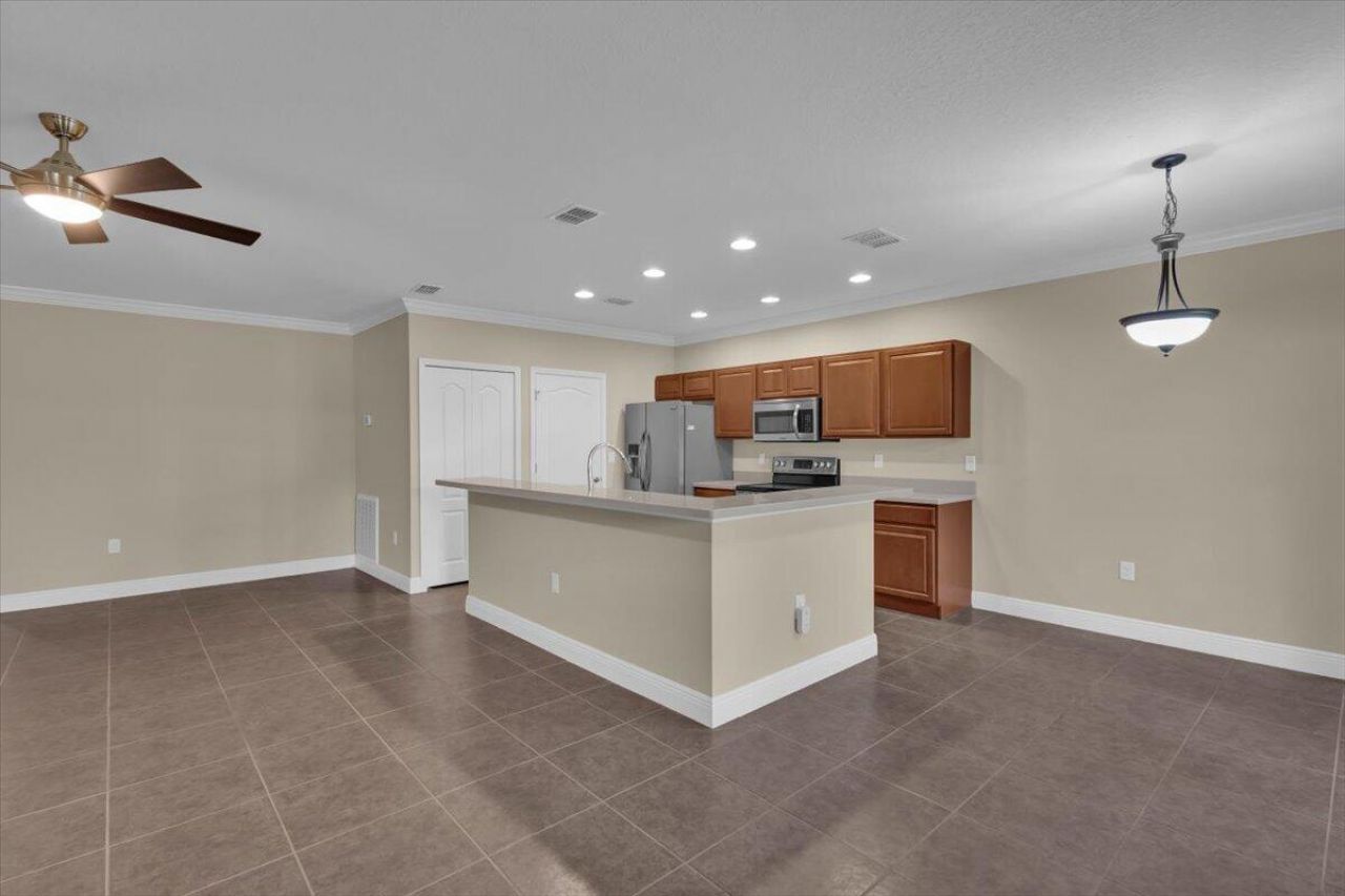 6118 NW Wild Cotton Way, Port Saint Lucie, FL 34986 Photo