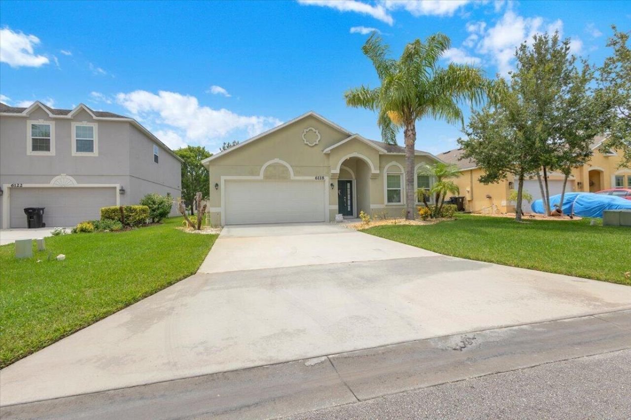 6118 NW Wild Cotton Way, Port Saint Lucie, FL 34986 Photo