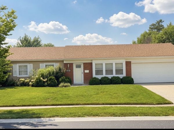 1316 Chalfont Drive , Schaumburg, IL 60194