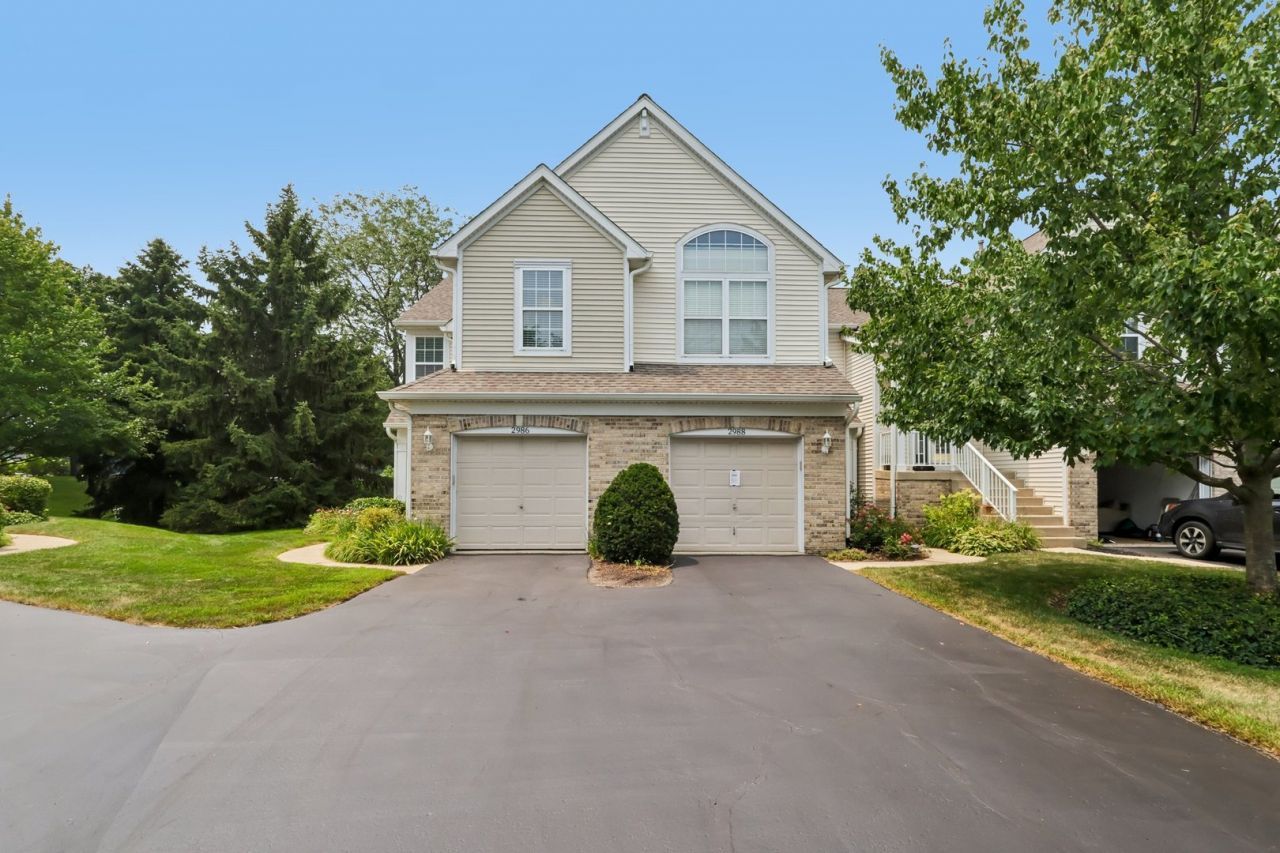 2986 Waters Edge Circle , Aurora, IL 60504