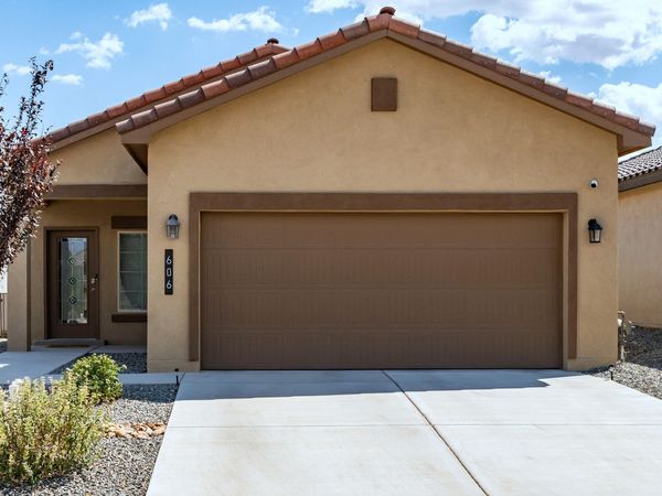 606 Turmalina Drive SE, Rio Rancho, NM 87124