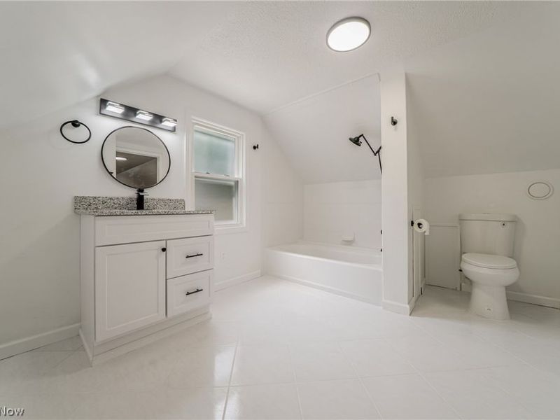 3737 Walter Road, North Olmsted, OH 44070 Photo 11