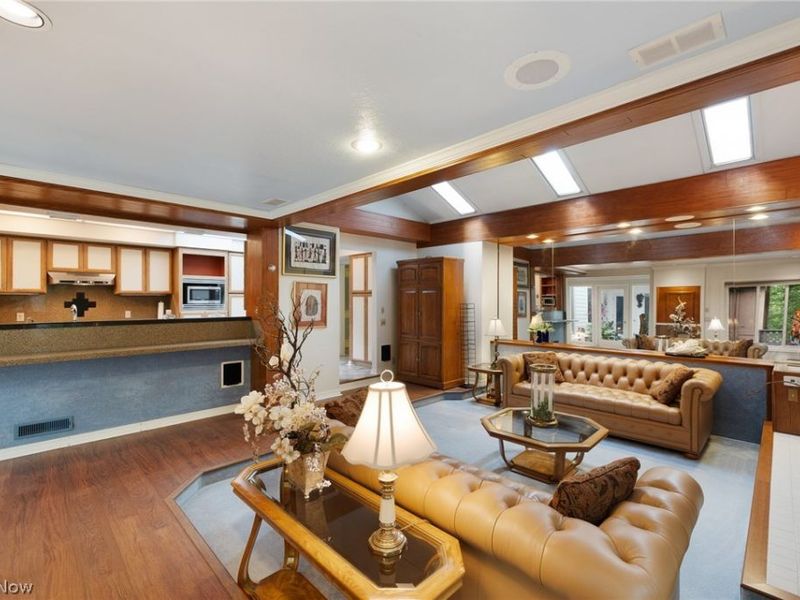 662 Barrett Road, Berea, OH 44017 Photo 10