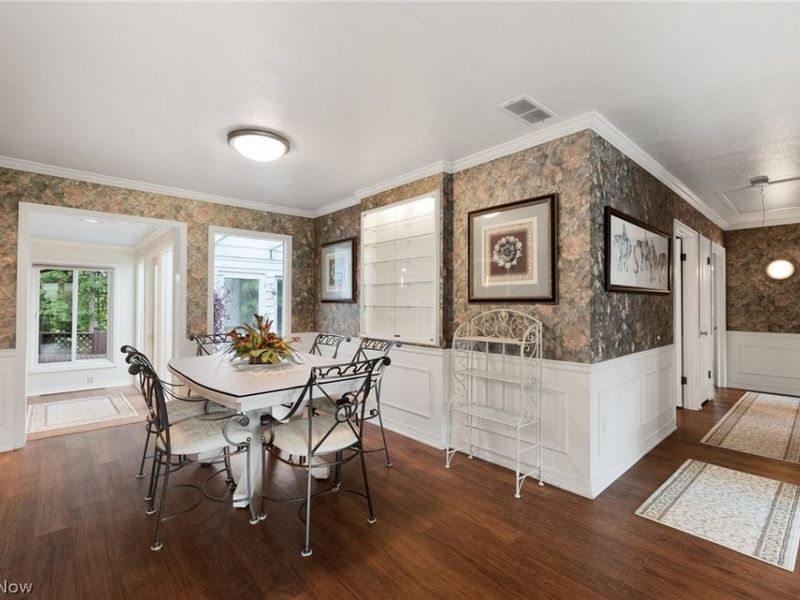 662 Barrett Road, Berea, OH 44017 Photo 12
