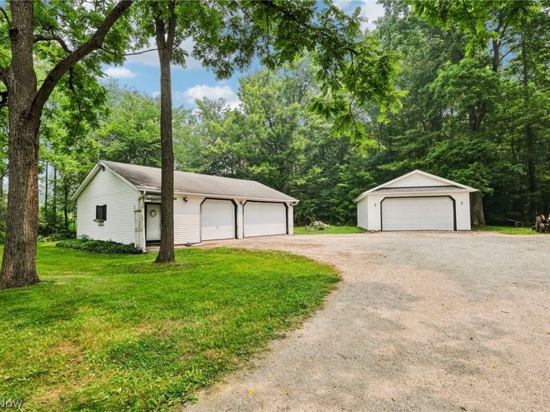 9793 Clay Street, Montville, OH 44064 Photo 6