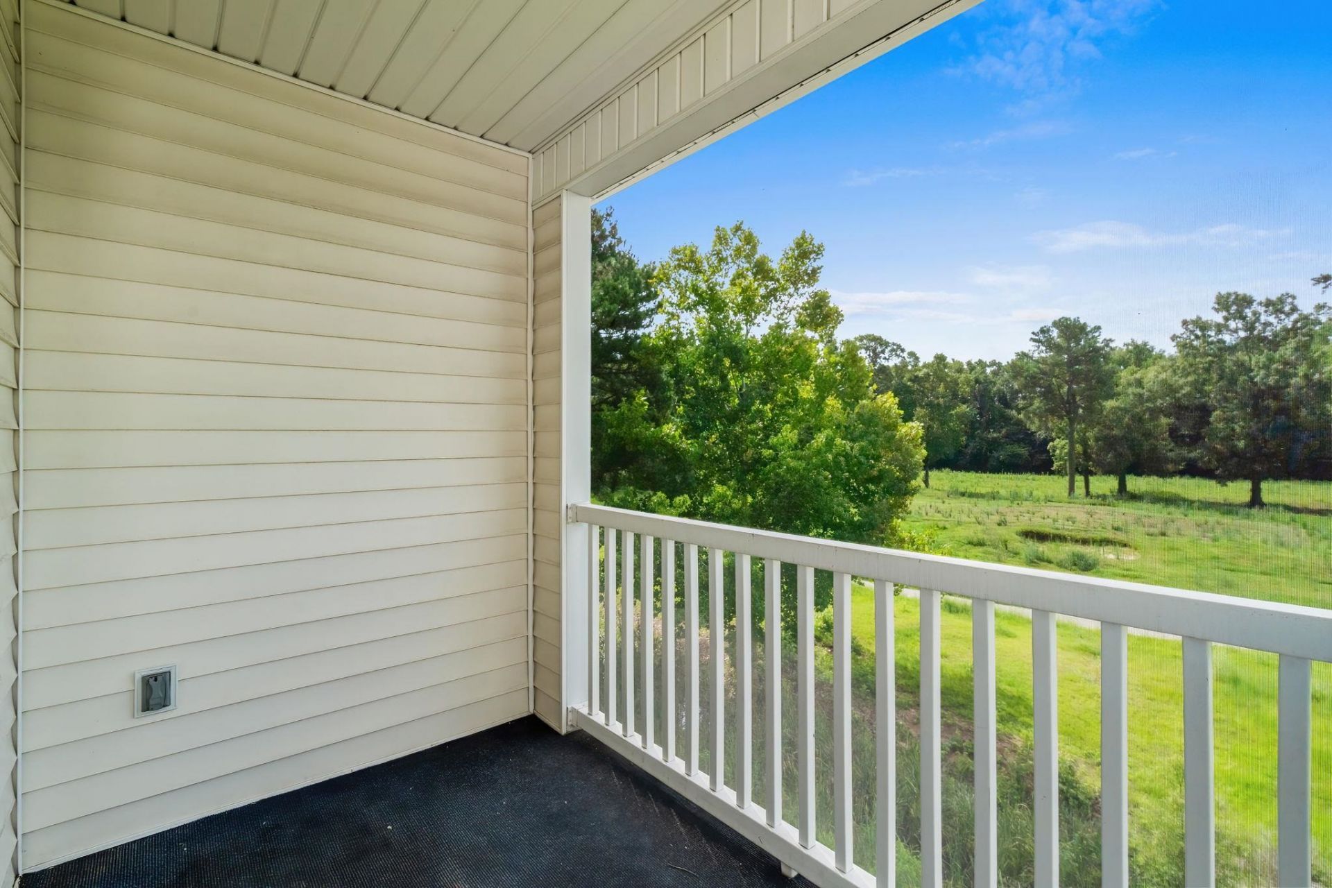 488 River Oaks Dr.  Photo 18