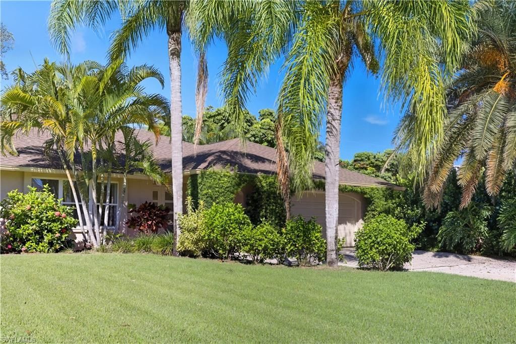 2261 Kings Lake Blvd, Naples, FL 34112 Photo