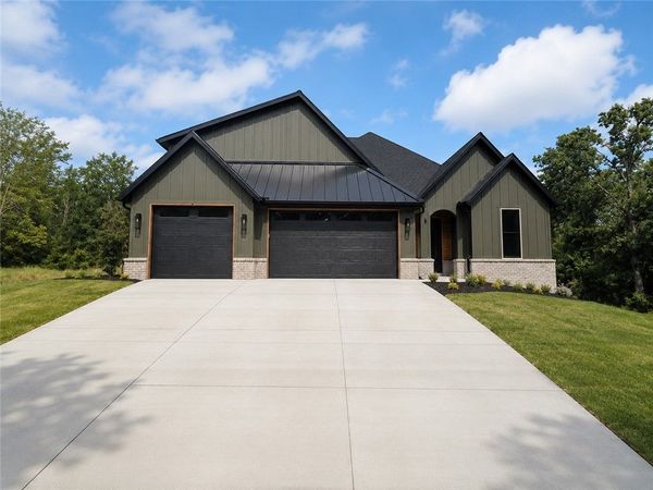 5 Nairn Lane, Bella Vista, AR 72715