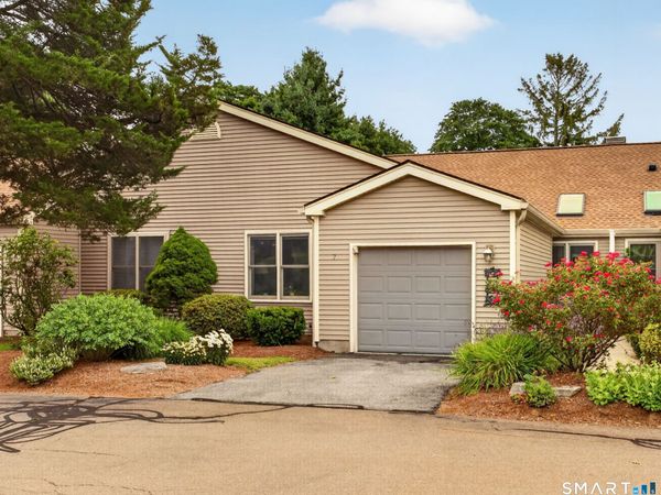 11 Coulter, Unit 7, Old Saybrook, CT 06475