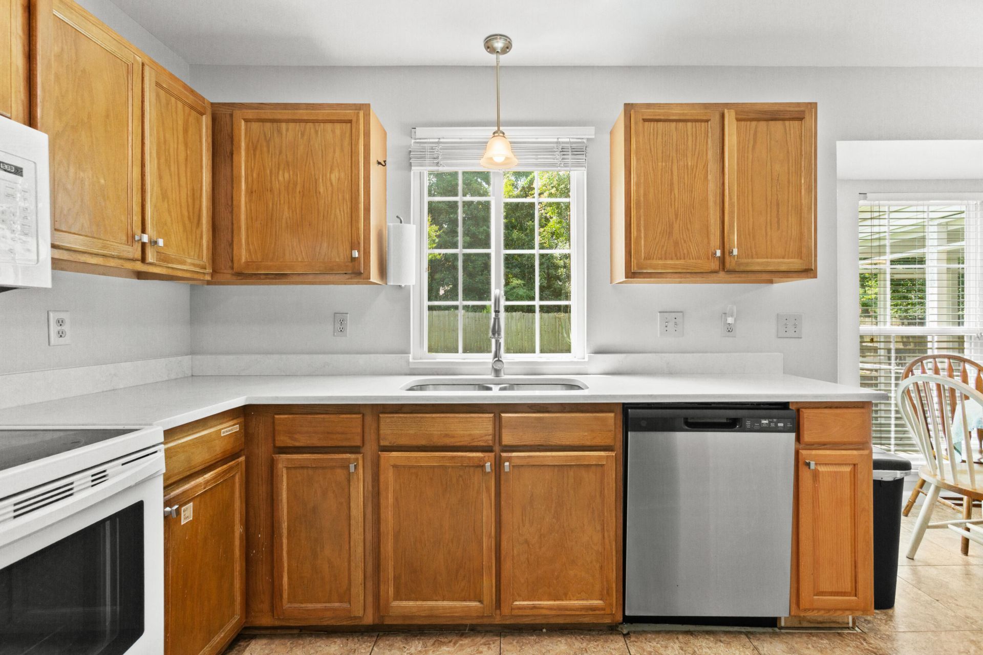 448 Indigo Road Photo 13