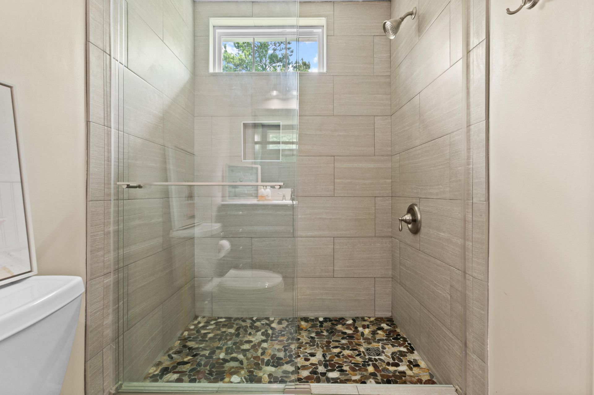 448 Indigo Road Photo 18
