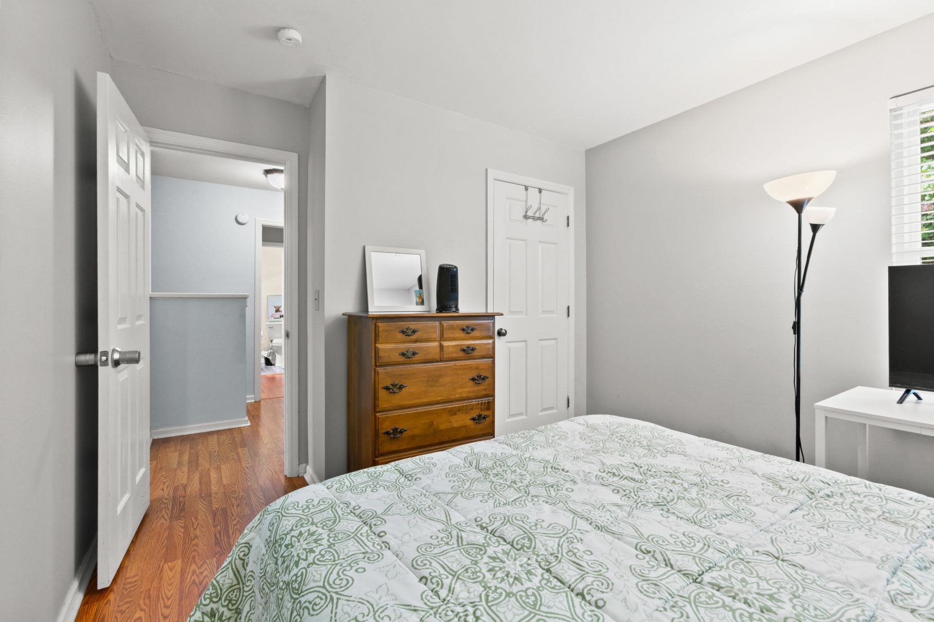 448 Indigo Road Photo 21