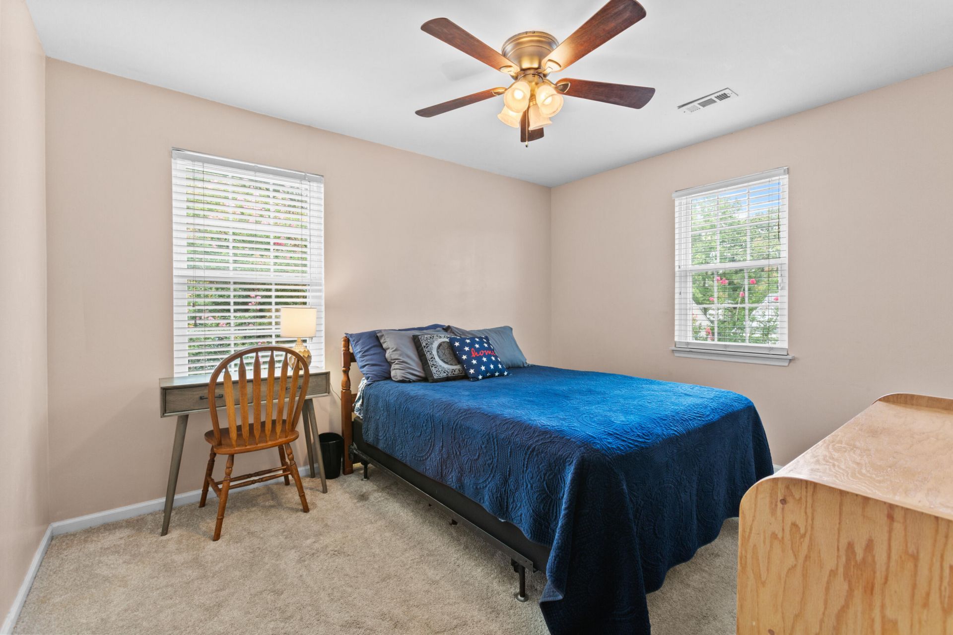 448 Indigo Road Photo 22