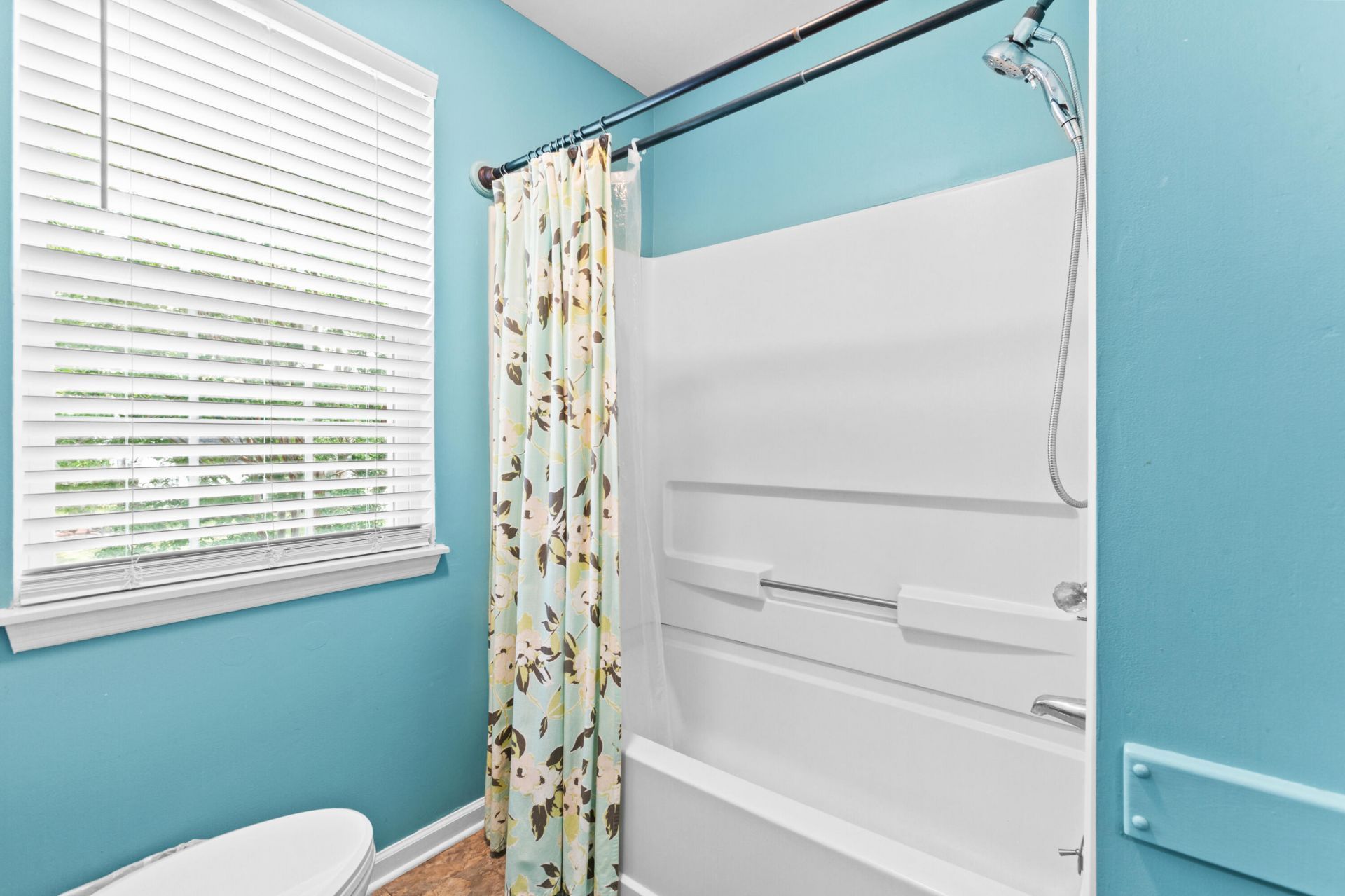 448 Indigo Road Photo 24