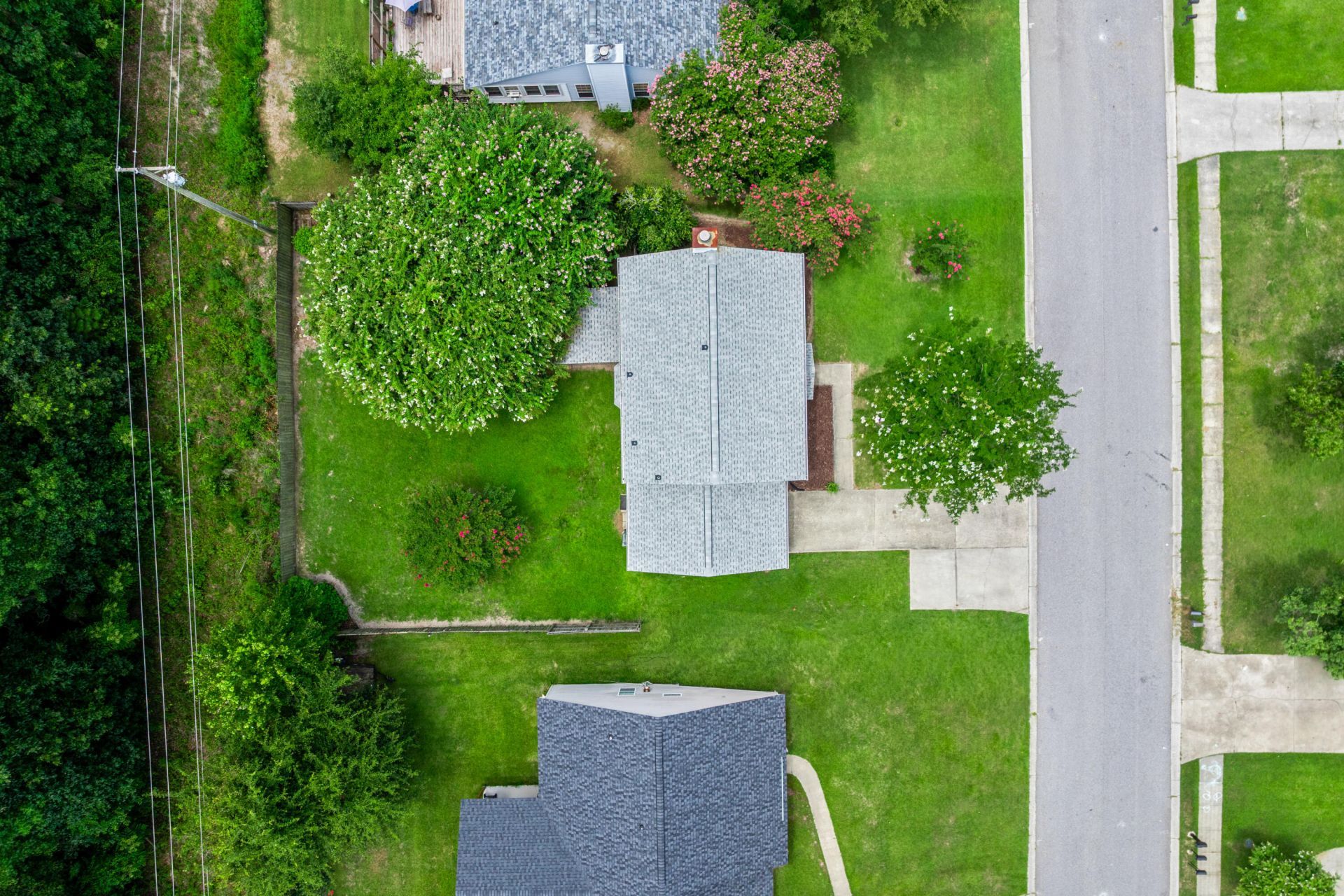 448 Indigo Road Photo 6