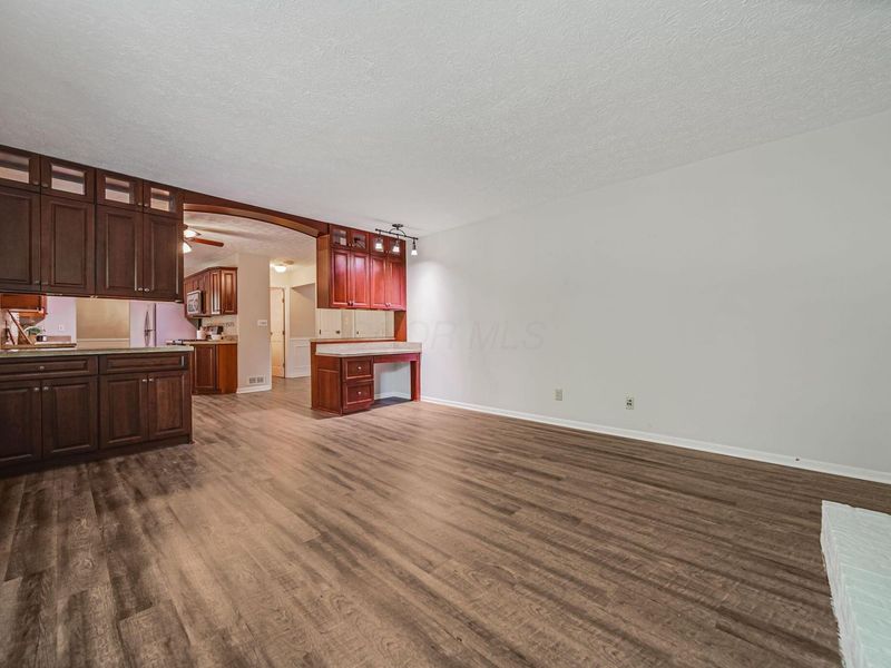 5925 Muncie Court, Dublin, OH 43017 Photo 13