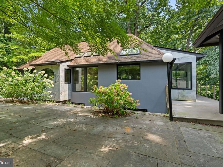 5517 Mohican Road, Bethesda, MD 20816 Main Photo