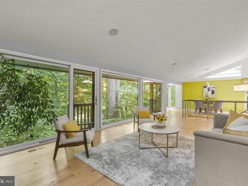 5517 Mohican Road, Bethesda, MD 20816 Main Photo