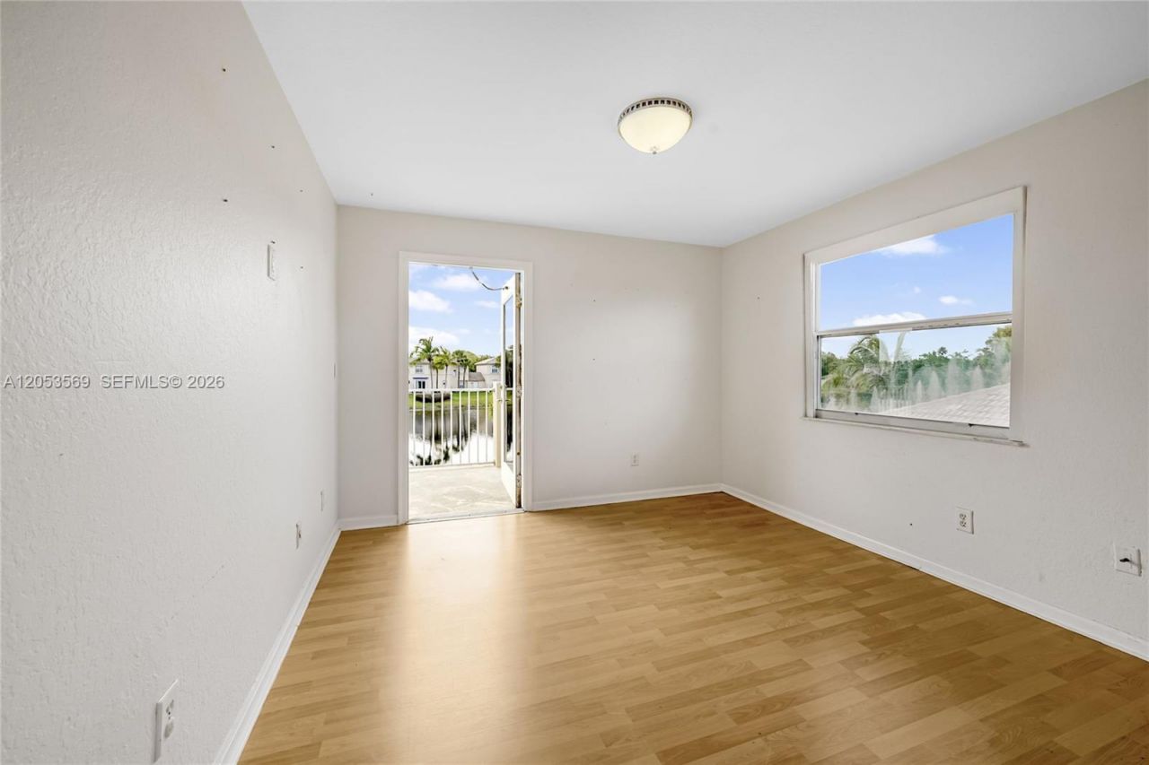 850 NW 168th Ave, Pembroke Pines, FL 33028 Photo