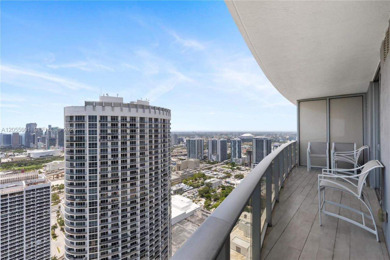488 NE 18th St, Unit 5012, Miami, FL 33132 Photo