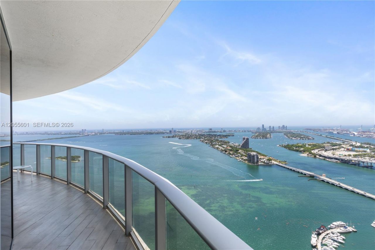 488 NE 18th St, Unit 5012, Miami, FL 33132 Photo