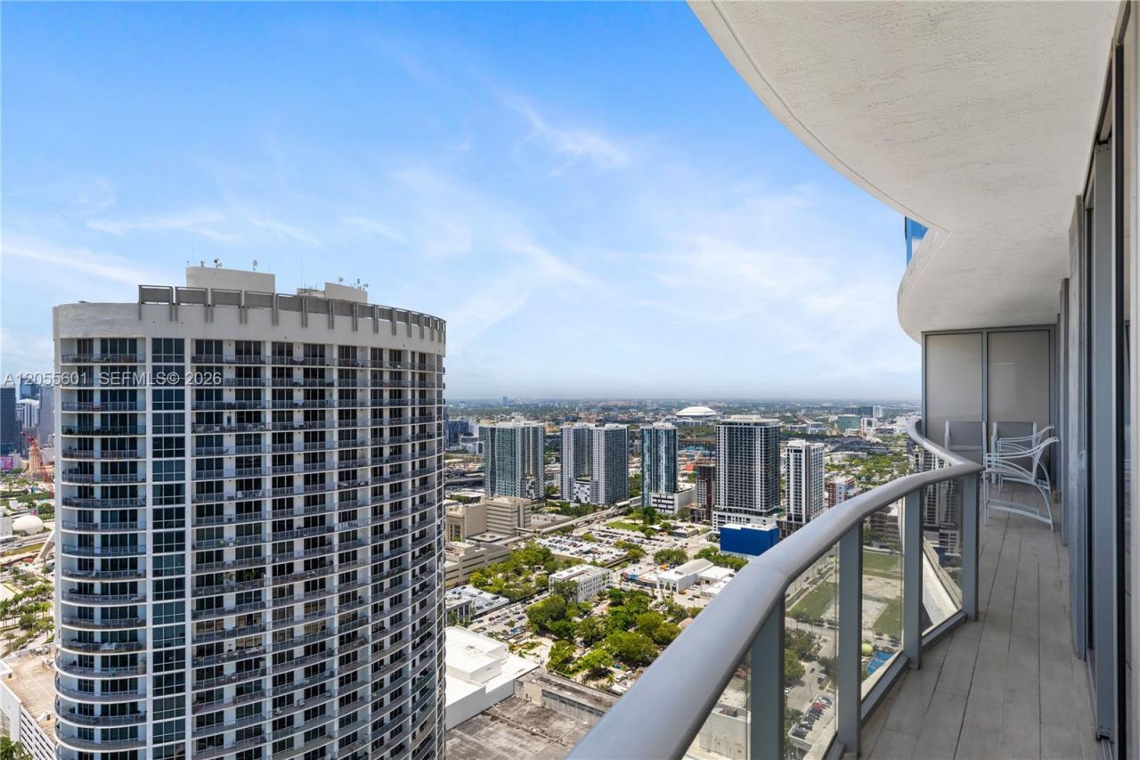488 NE 18th St, Unit 5012, Miami, FL 33132 Photo
