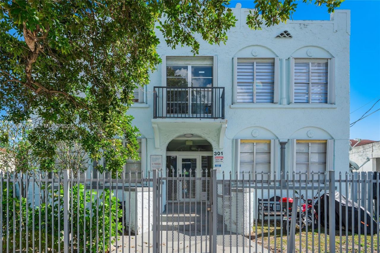 301 SW 10th Ave, Unit 4, Miami, FL 33130 Photo