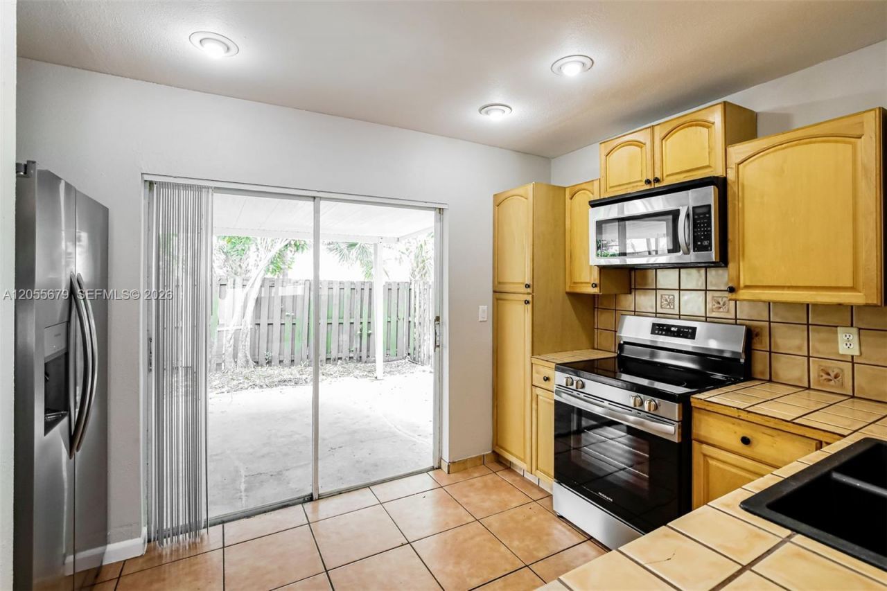10352 SW 208th Ln, Cutler Bay, FL 33189 Photo