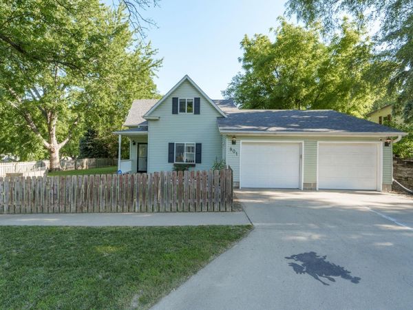 801 DAKOTA ST, Akron, IA 51001